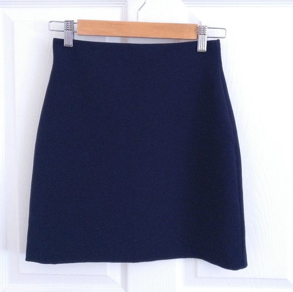 Classic Navy Blue A-Line Mini Skirt - Picture 4 of 6